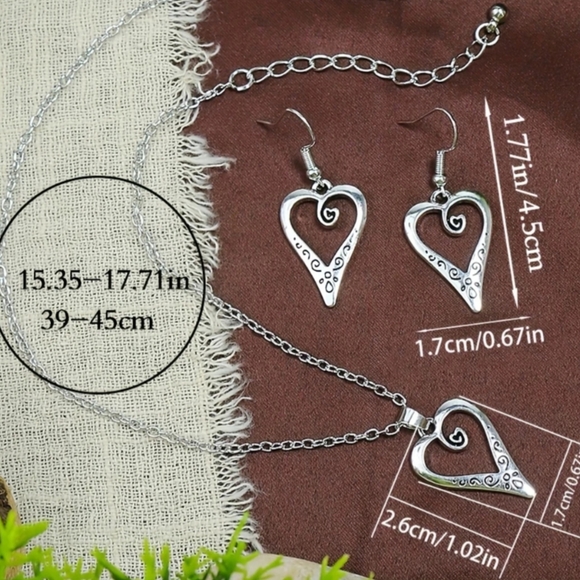 Silver Plated Scroll Heart Necklace and Earring Set NEW - Picture 4 of 8